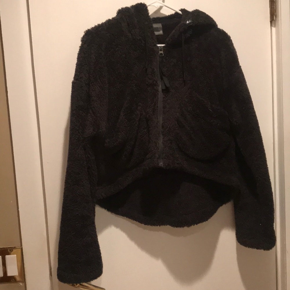 gymshark cropped fuzzy zip up hoodie